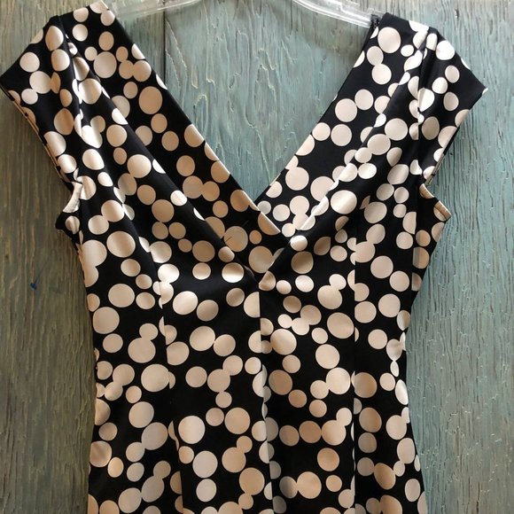 Maggy London Satin Polka Dot MIDI Dress Black and White Size 8 - Picture 6 of 16